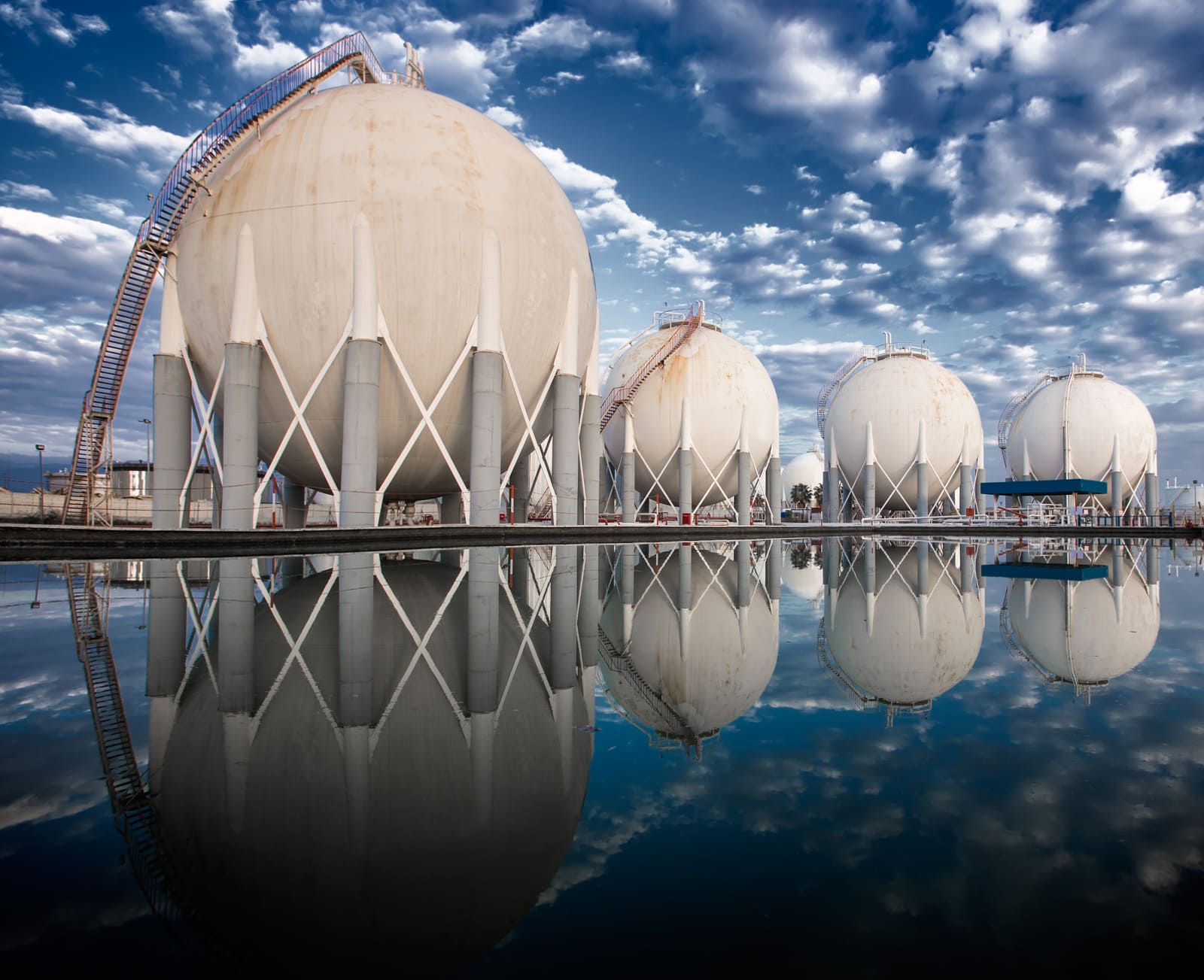 lng-gas-plant
